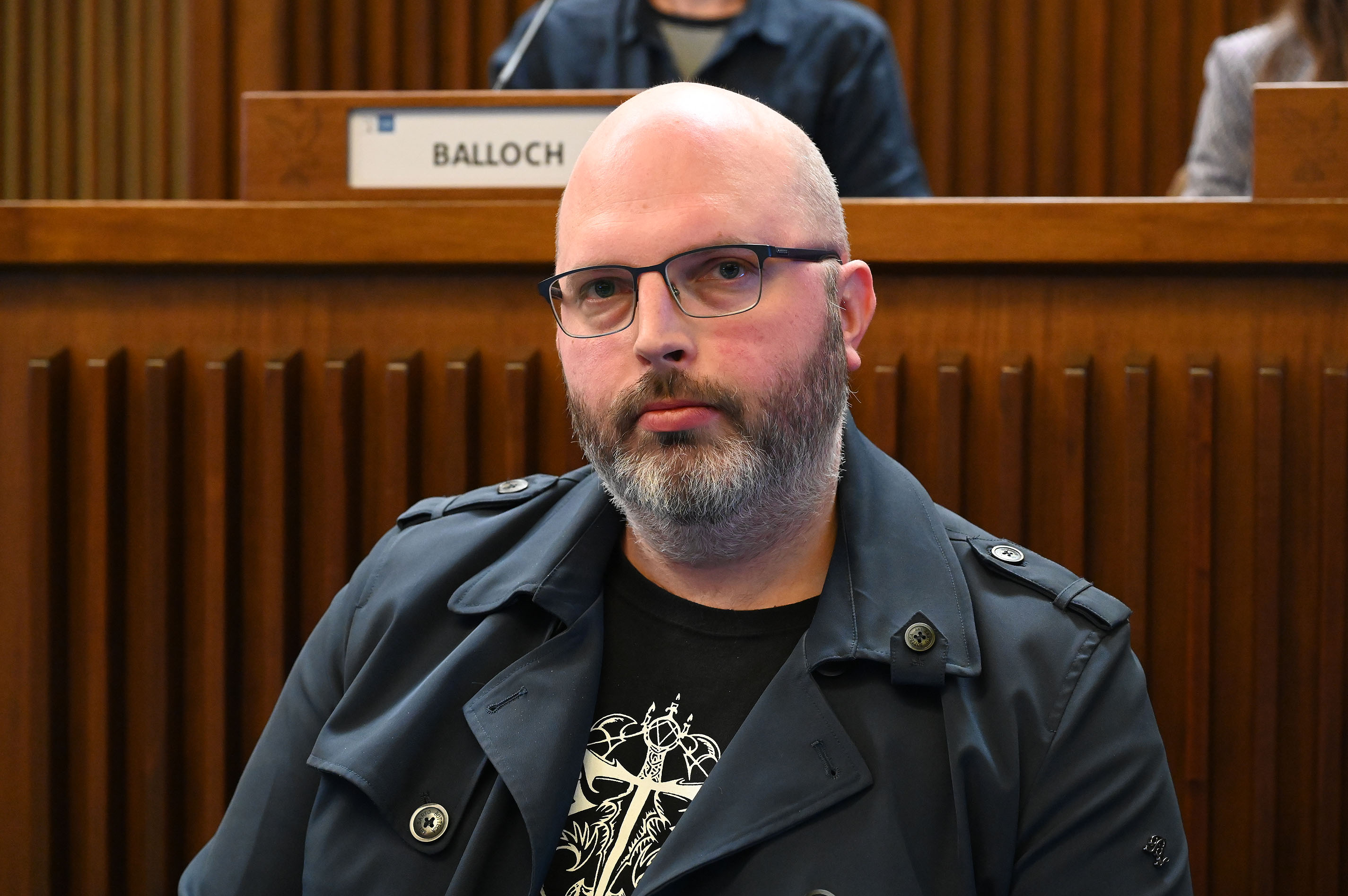 MINORANZA SLO. ASSEMBLEA ELETTI CHIEDE CESSAZIONE CONTROLLI CONFINI